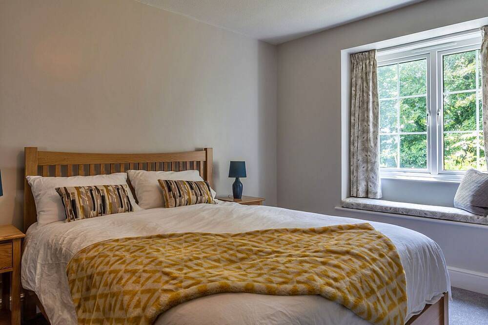 Schönes  Ferienhaus für 13 Personen mit  W-Lan und Terrasse in Coverack, Cornwall