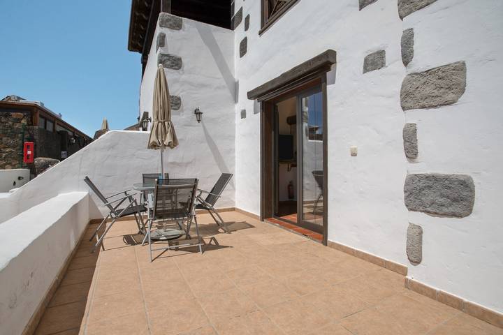 Gîte pour 4 personnes, avec jardin à Tías - 2