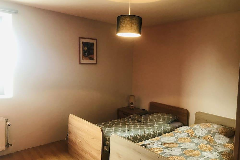 Spacious house for up to 8 adults + 1 baby in Florennes, Region Namur