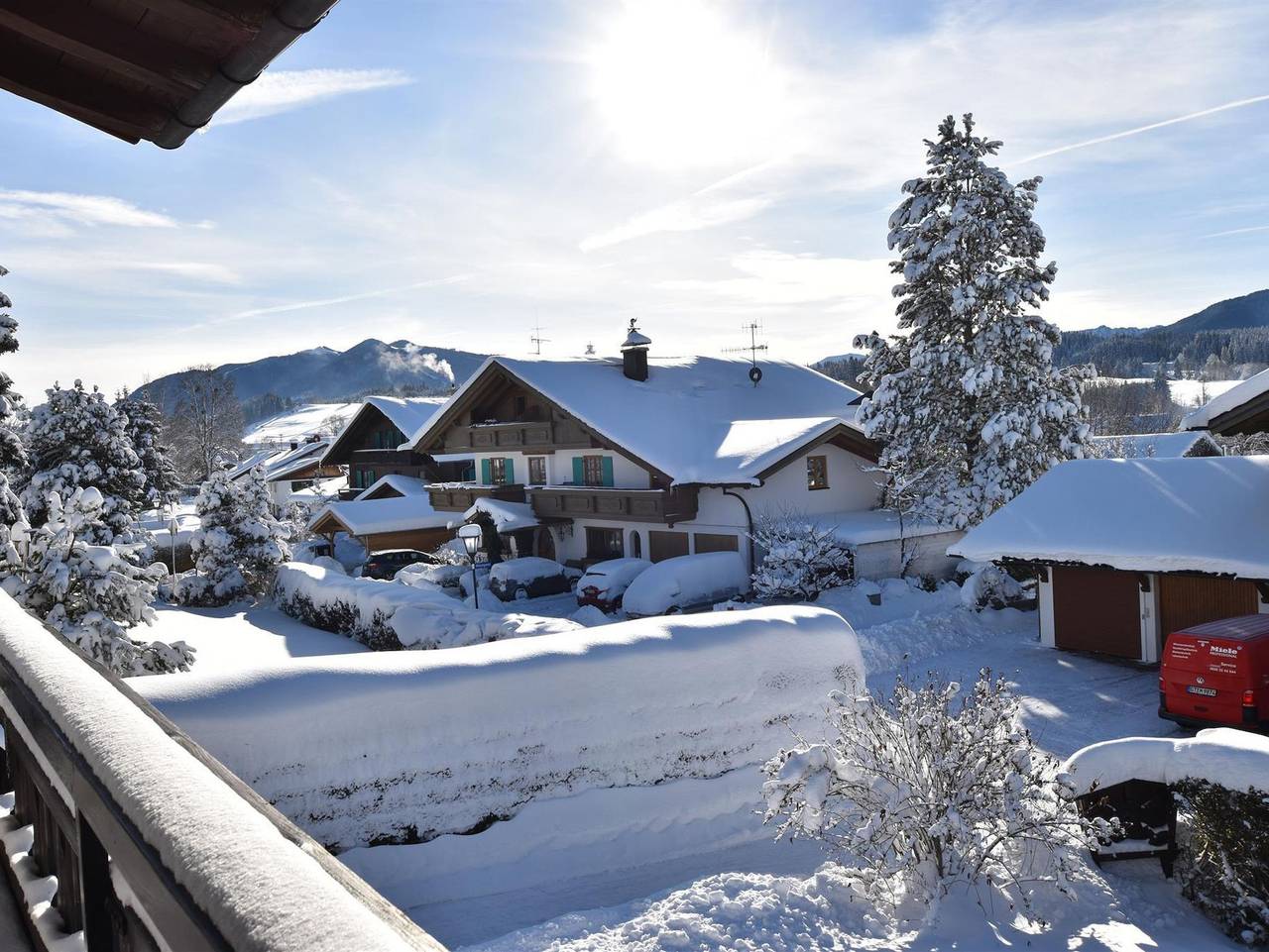 Ganze Ferienwohnung, Gästehaus Bergfrieden - Ferienwohnung Susanne (Hund auf Anfrage) in Bad Bayersoien, Romantische Straße