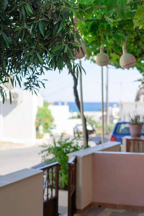 Gîte pour 5 personnes, avec balcon et vue, adapté aux familles dans Makri Gialos - 4