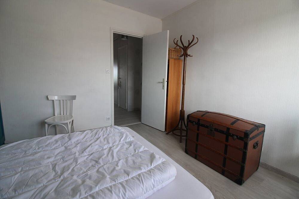 Entire apartment, Reale C1: Seafront apartment for 4 people on 1st floor with balcony and Wifi in Hardelot Plage, Neufchâtel-Hardelot