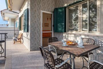Maison De Vacances pour 10 Personnes dans Alliste, Golfe de Tarente, Photo 1