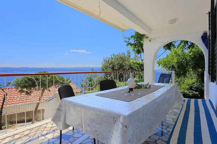 Apartament wakacyjny dla 4 osób, z Balkon/ taras w Pisak