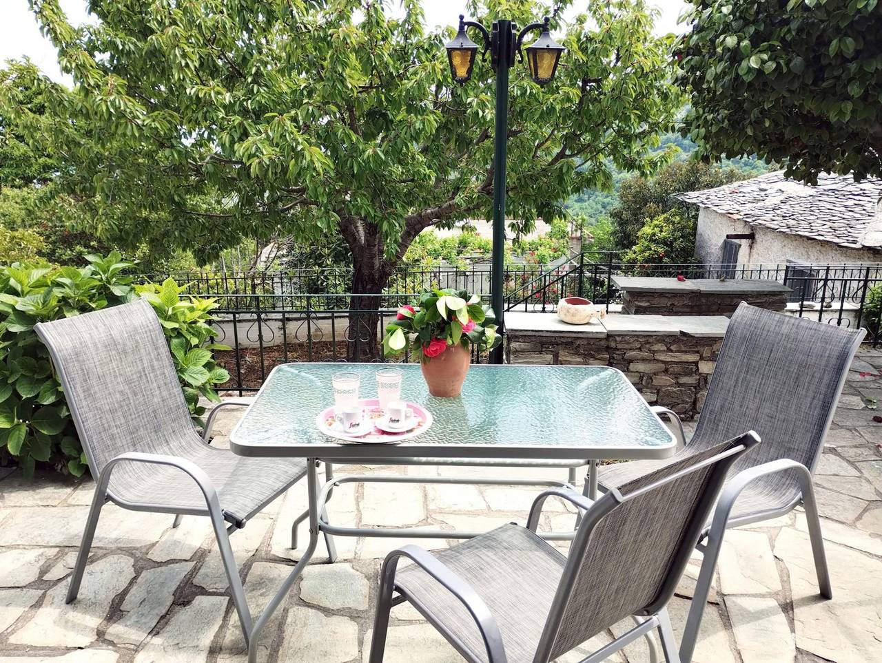 Ganzes Studio, Studio für 3 Personen mit Garten in Mouresi, Magnisia