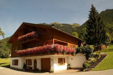 Hütte für 4 Personen, mit Terrasse im Montafon