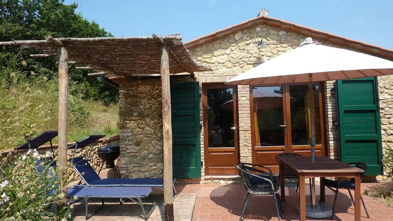Casa vacanza per 4 persone con terrazza in Guardistallo, Costa degli Etruschi