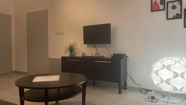 Gîte pour 2 personnes, avec jardin et vue à Beaucaire - 4