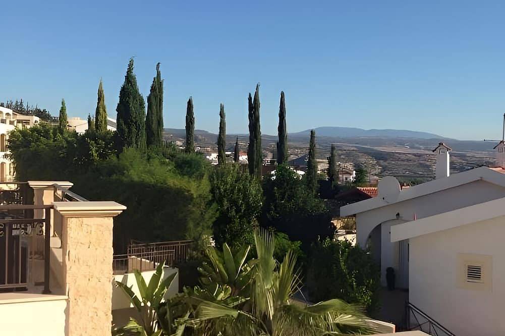 Ganze Wohnung, Penthouse-Wohnung mit herrlichem Blick in Πισσούρι, Südzypern