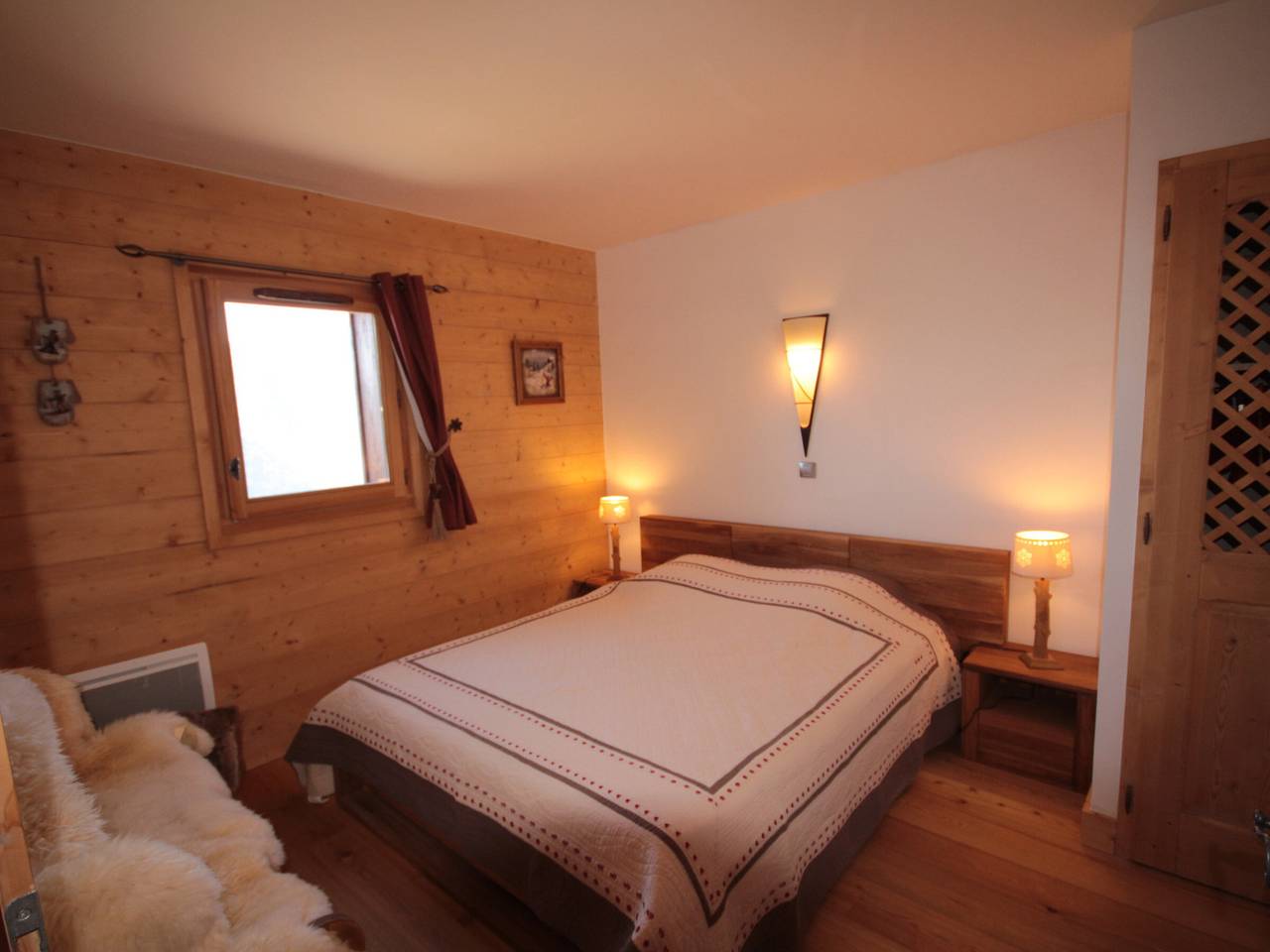 Appartement entier, Les Saisies-Bisanne 1500 : Appartement 3 pièces avec accès piscine, parking, animaux admis in Villard-sur-Doron, Région d'Albertville