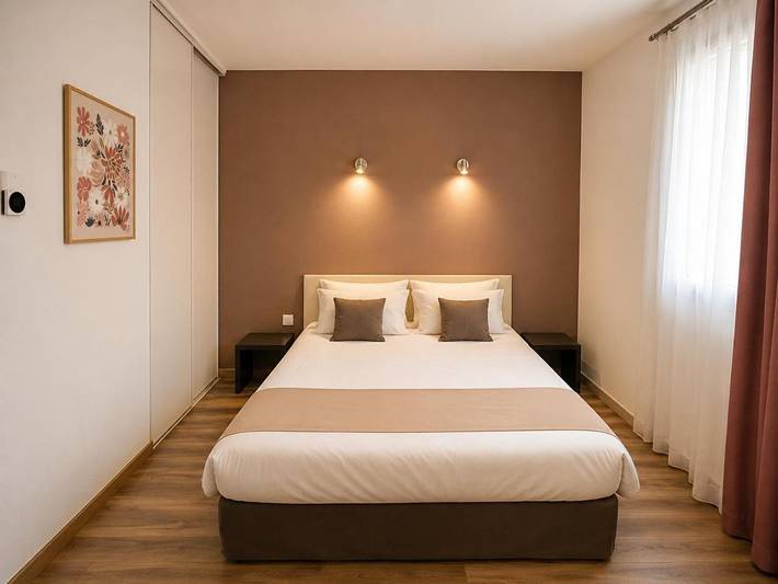 Hôtel pour 4 personnes, avec jardin et piscine à Gallargues-le-Montueux - 4
