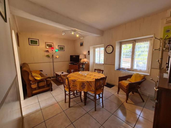 Location de vacances pour 4 personnes, avec terrasse et jardin, animaux acceptés à Pouligny-Saint-Pierre (homonymie) - 2