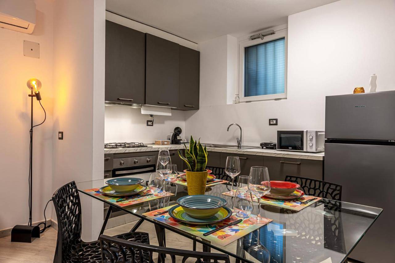 Ganze Wohnung, Cà De La Mari - Relax e Privacy sul Lago in Porto Ceresio, Luganer See (Lombardei)