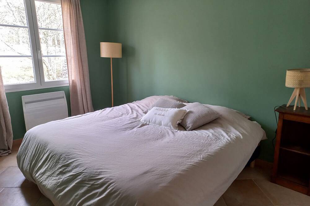 Large country house in the heart of Mont Ventoux in Monieux, Parc naturel régional du Mont-Ventoux