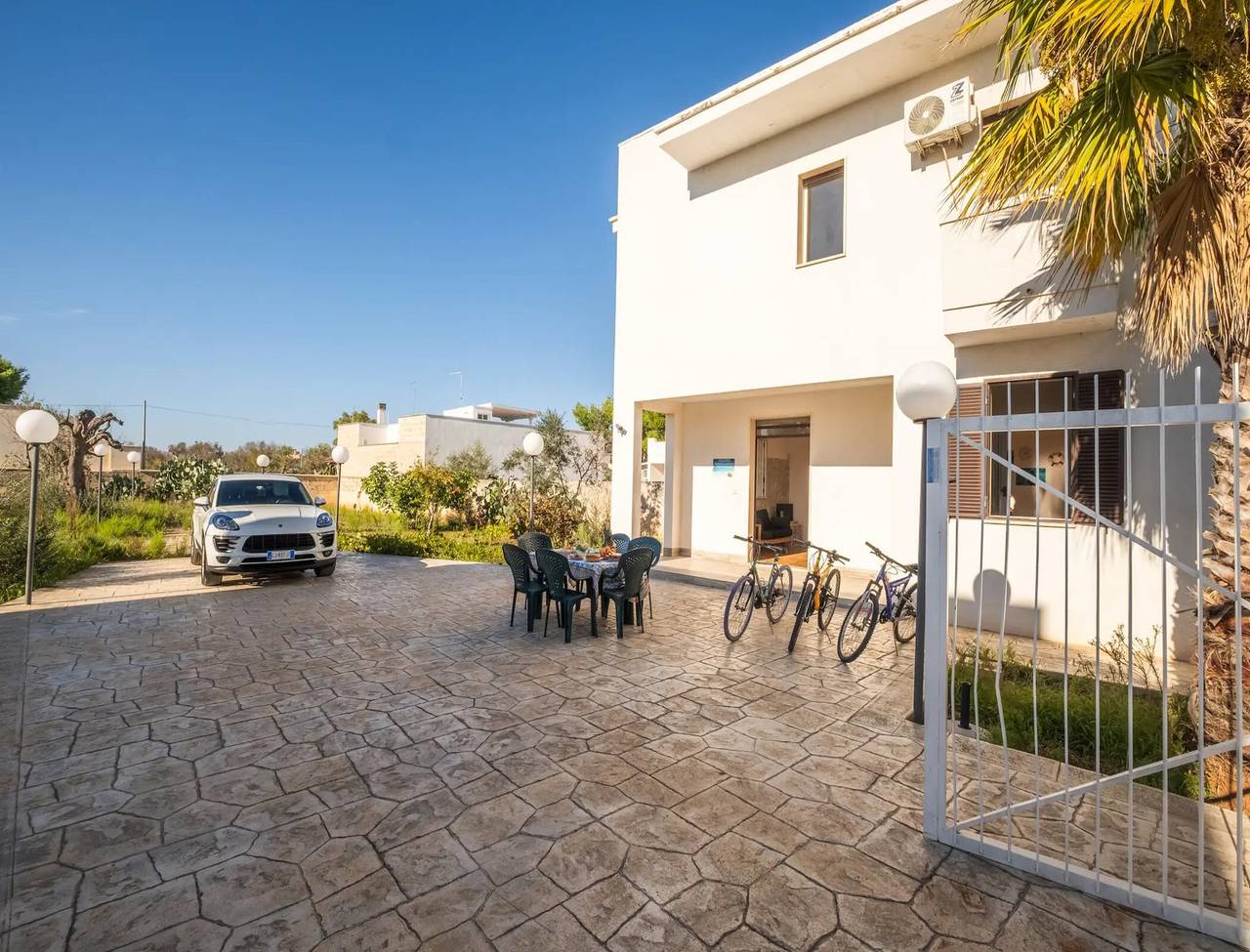 Ferienhaus 'Villa Destra' mit privater Terrasse, Wlan und Klimaanlage in Porto Cesareo, Golf von Tarent