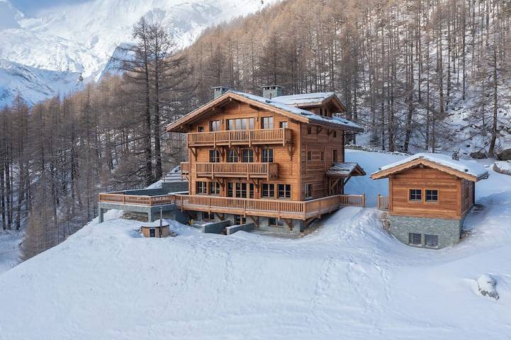 Chalet für 17 Personen, mit Whirlpool und Sauna sowie Garten in Saas-Fee