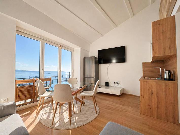 Ferienwohnung für 4 Personen, mit Balkon und Terrasse sowie Ausblick in Izola - 2