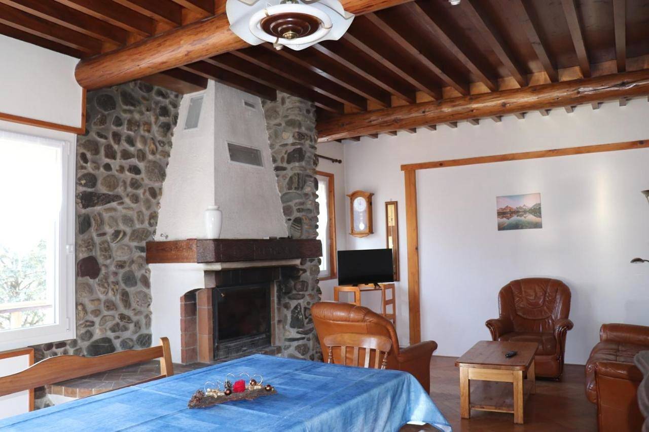 Appartement entier, Apartment in Saint-Bonnet-en-Champsaur, Parc national des Écrins