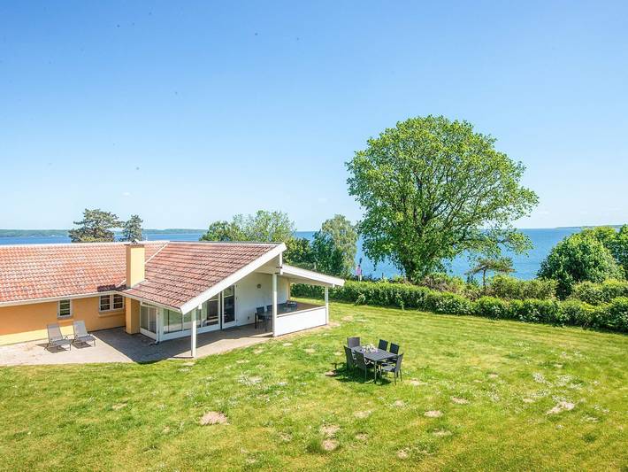 Ferienhaus für 10 Personen, mit Garten, kinderfreundlich in Mørkholt