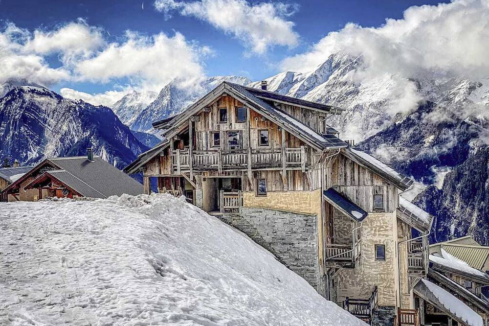 Chalet le Perchoir, spa, sauna, fitness, skis aux pieds in Villard-Reculas, Parc national des Écrins