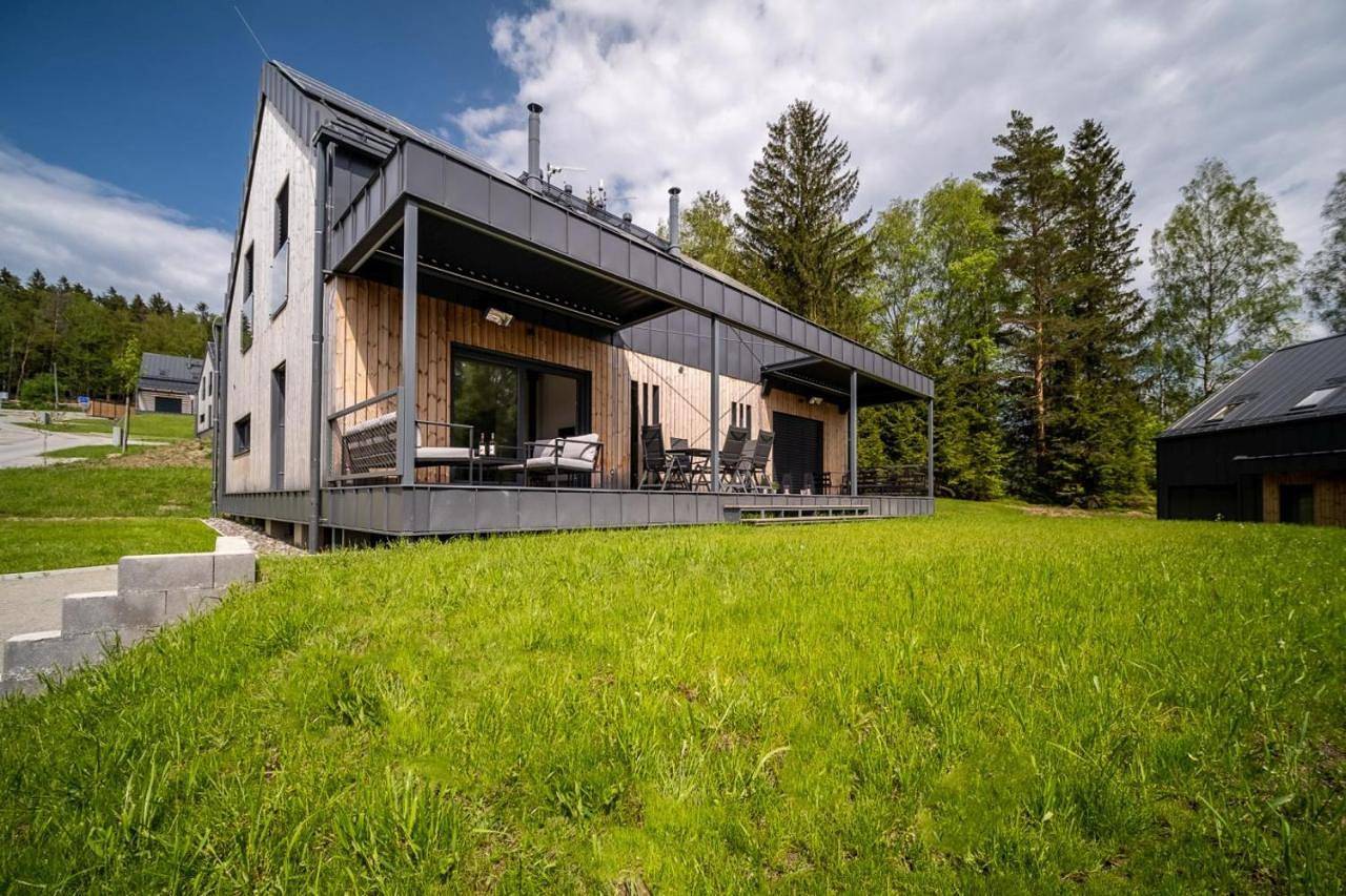 Three-Bedroom House in Lipno-Stausee, Lipno