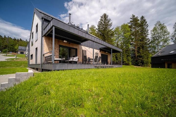 Ferienhaus für 10 Personen, mit Garten und Ausblick in Lipno-Stausee - 2