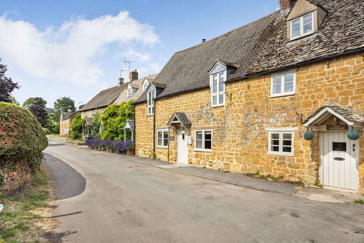 Cottage for 8 people, with garden in Stratford-on-Avon