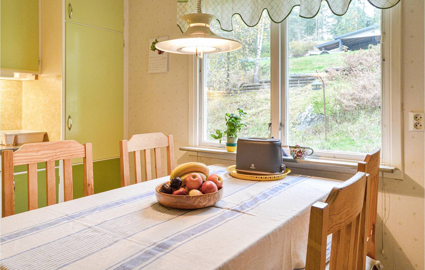 Hus för 6 Personer med terass in Svenska Östersjön