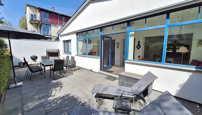 Johanna Brinkmannhaus -historisch viel Platz fast am Strand Sauna Terrasse Grill in Strand Heringsdorf, Heringsdorf