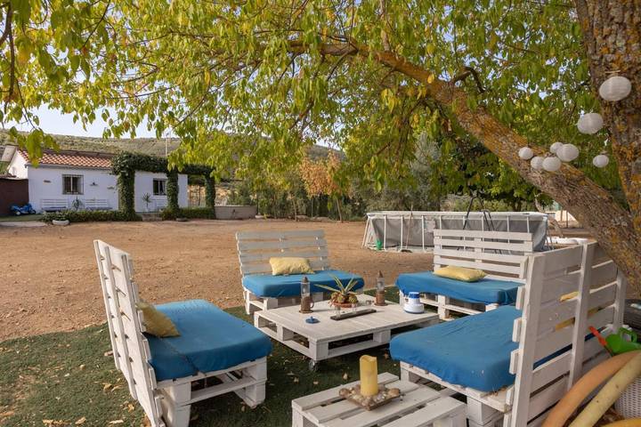 Casa de vacaciones para 4 personas, con vistas además de jardín y piscina, Se admiten mascotas - 1