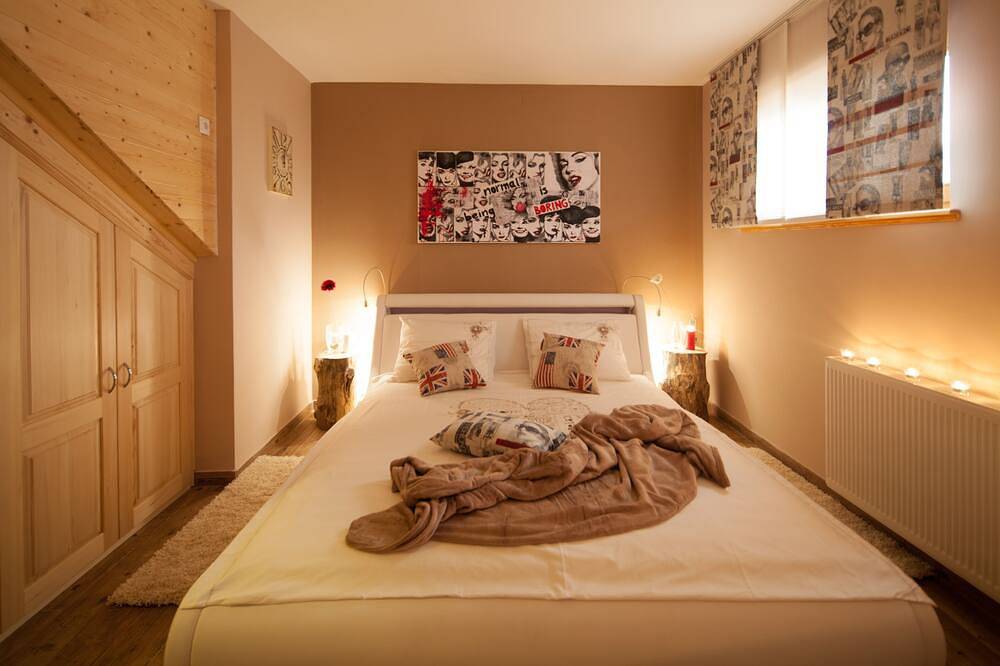 Lakefront Villa Jelenic Von Bertovic in Kroatien mit einem Squashplatz, Fitnessraum, Kino in Ogulin, Karlovac und Umgebung