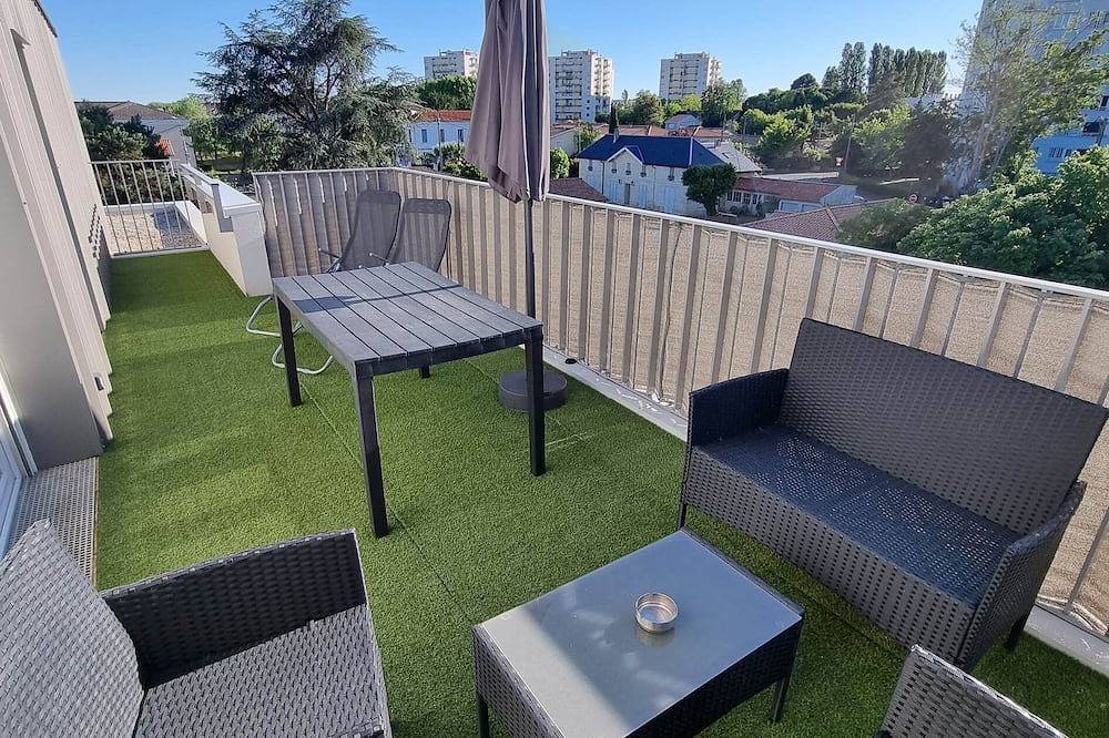 Entire apartment, ★ Bohème chic ★ Parc Bourran ★ 4 pers ★ Netflix ★ in Mérignac, Bordeaux region