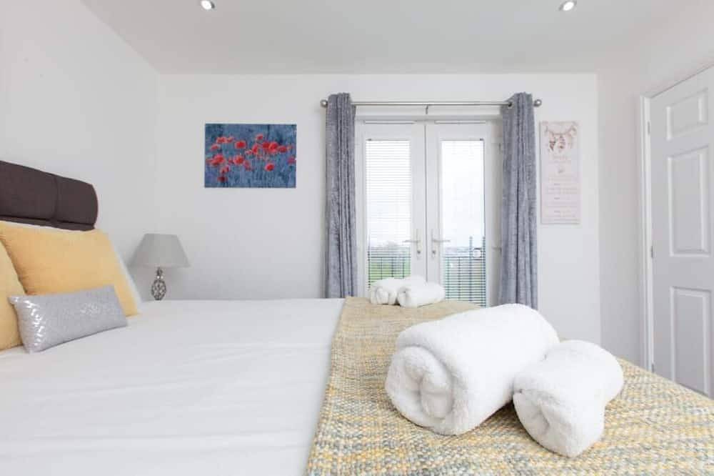 Entire apartment, Super Prime Park View Duloch in Dunfermline, Fife region