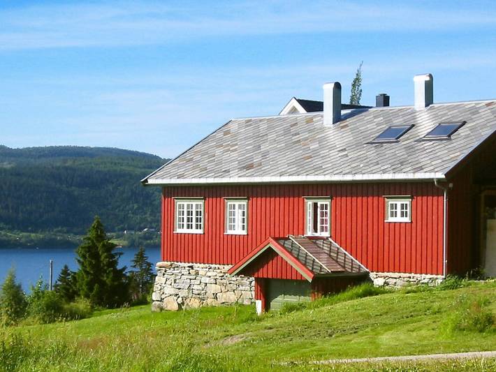 Ferienhaus für 10 Personen, mit Terrasse und Garten in Tröndelag