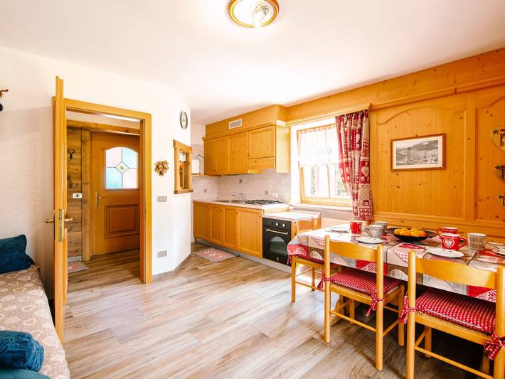 Entire apartment, Brunel in Pozza di Fassa, San Giovanni di Fassa