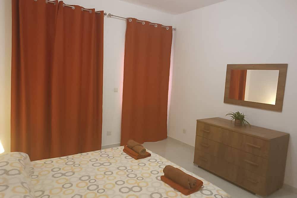Ganze Wohnung, Seaside Stylish and Spacious 2-Bedroom Apartment in Marsalforn, Zebbug