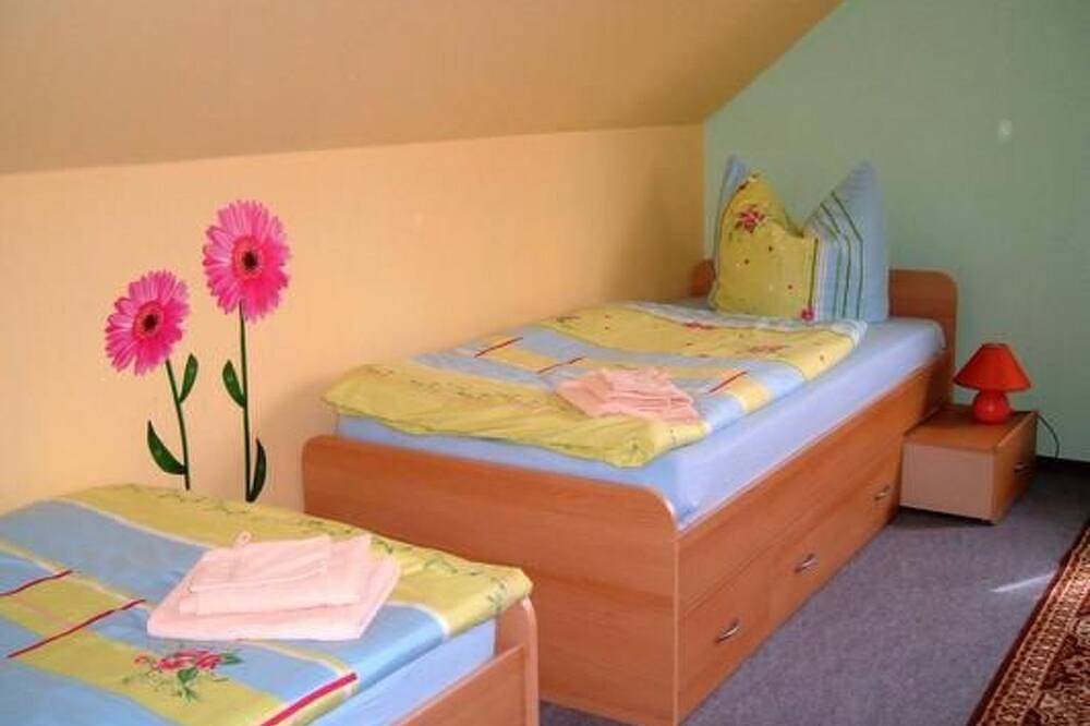 Ganze Wohnung, Haus Heidi in Heinsdorfergrund, Chemnitz und Umgebung
