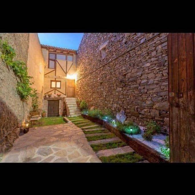 Casa rural para 4 personas, con Balcón y Terraza además de Jardín y Vistas en Suellacabras