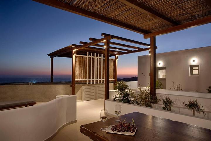 Gîte pour 2 personnes, avec jacuzzi et jardin à Megalochori - 2