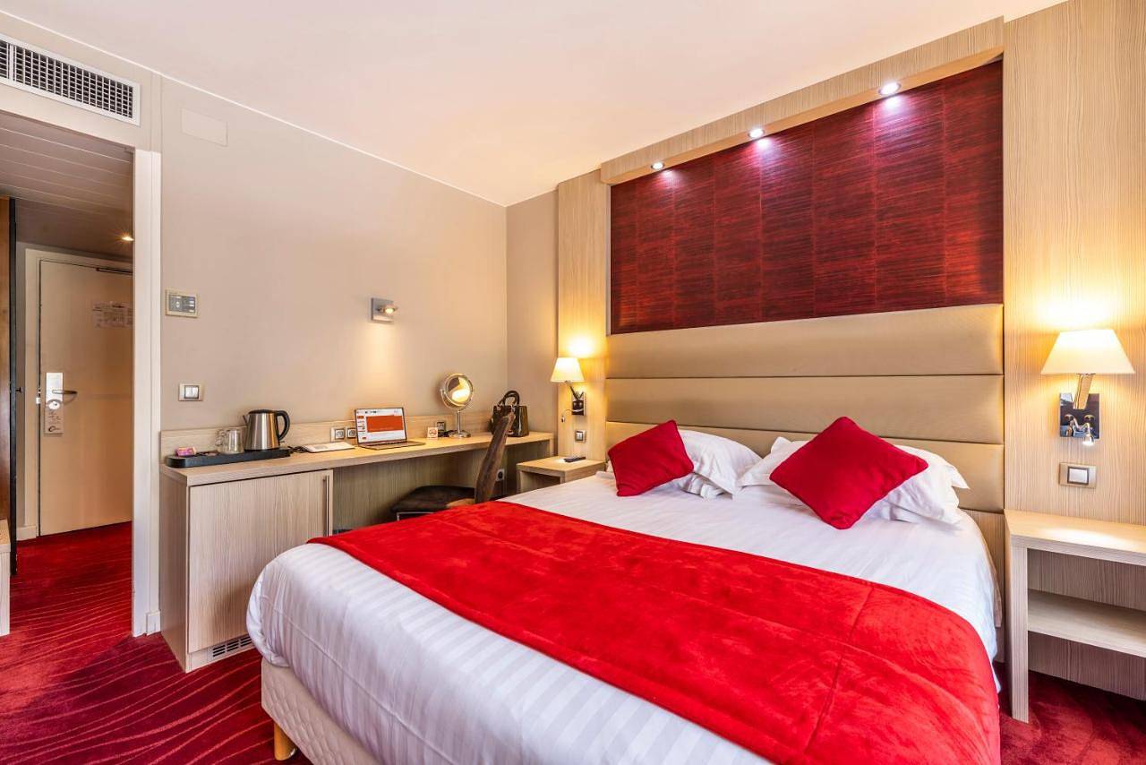 Hôtel Les Trois Roses, Meylan Grenoble in Corenc, Isère