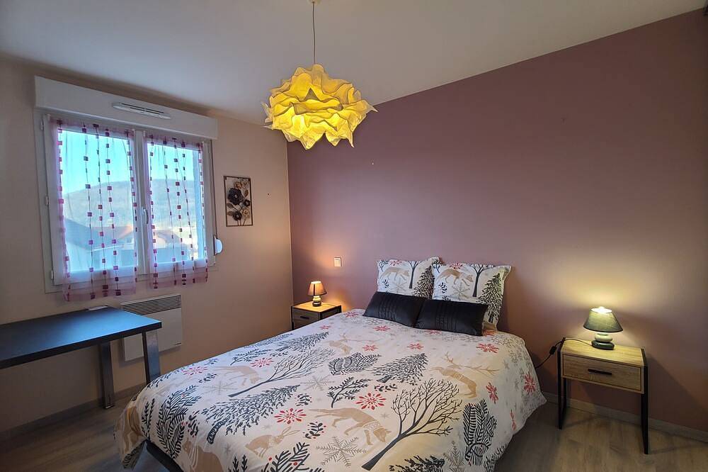 Apartamento entero, Superb 3-star cottage in the heart of the Vosges near the city center and forest in Remiremont, Región de Épinal