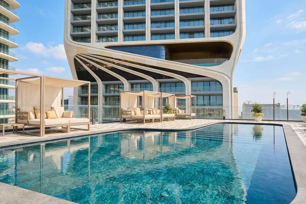 Geheel appartement, 6th Floor Mercury Suite Apartment with Pool Access in Paceville, San Giljan