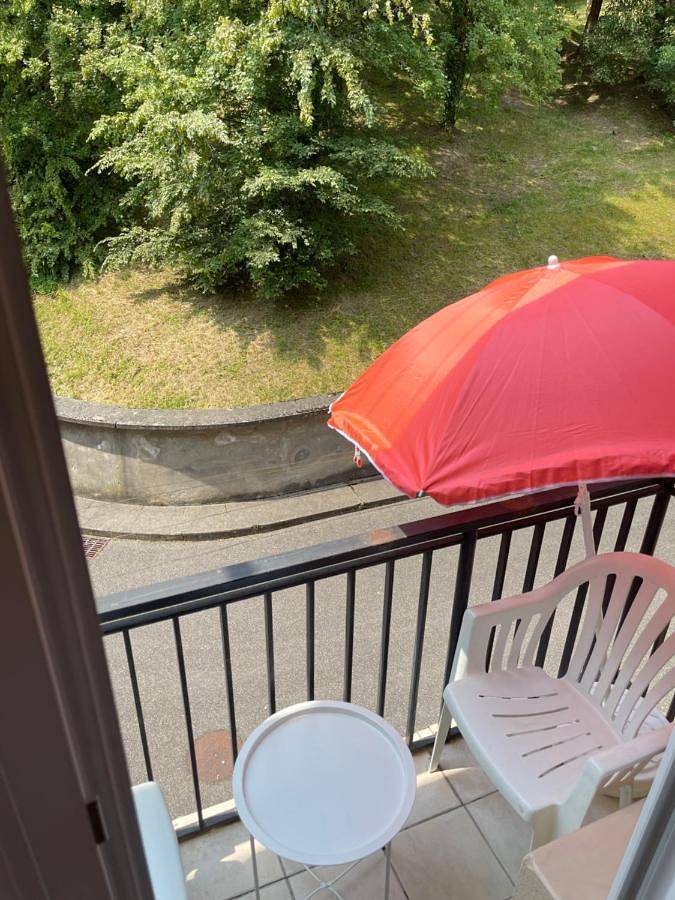 Gîte pour 6 personnes, avec vue et balcon, adapté aux familles à Bellegarde-sur-Valserine - 4