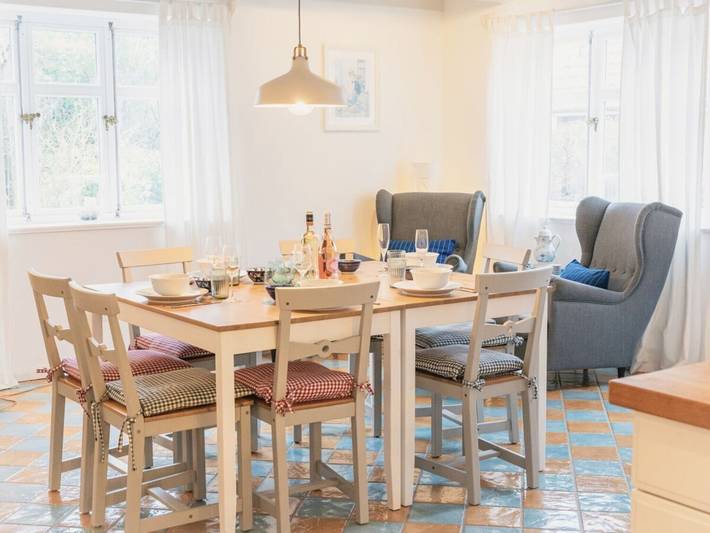 Ferienhaus für 6 Personen, mit Terrasse und Garten in Hinte - 3