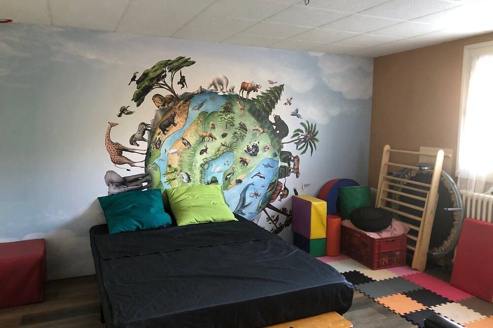 Room in house in Bourg-en-Bresse (near Brou church and Ainterexpo) in Bourg-en-Bresse, Región de Bourg-en-Bresse