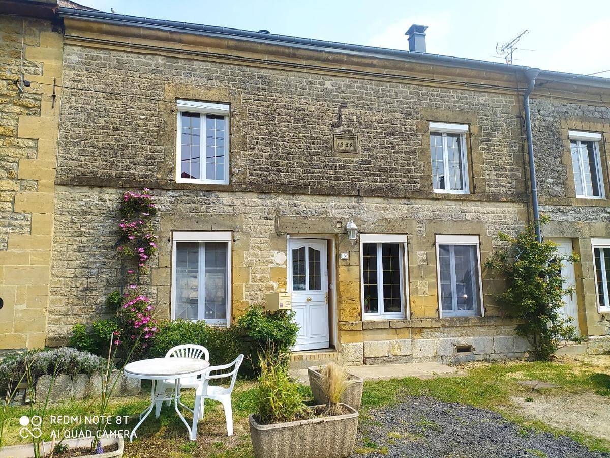 Appartement de vacances entier, Double Room in Mazerny, Ardennes