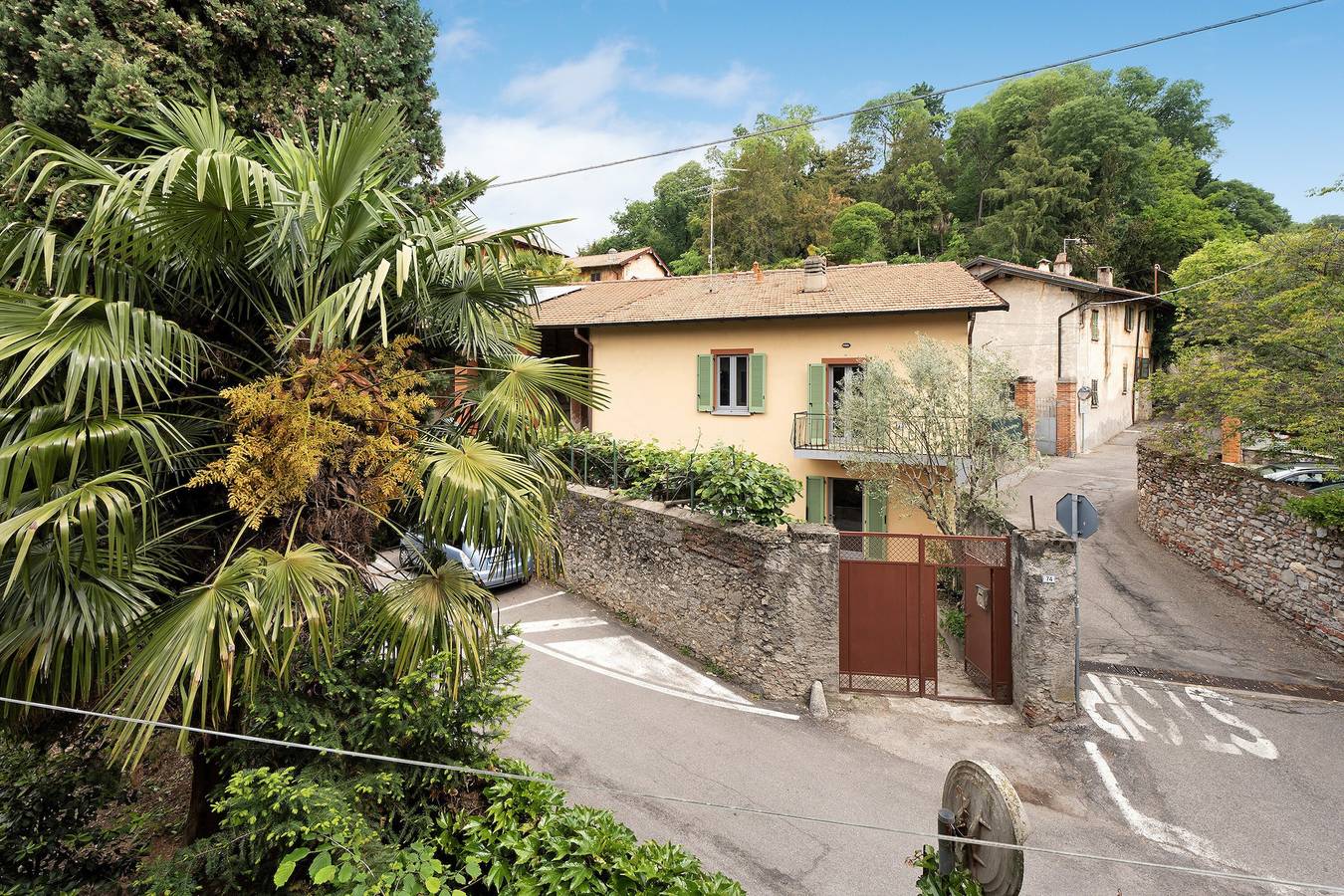 Casa de férias 'Casa Romantica' com terraço privado, varanda e Wi-Fi in Ispra, Comune di Ispra