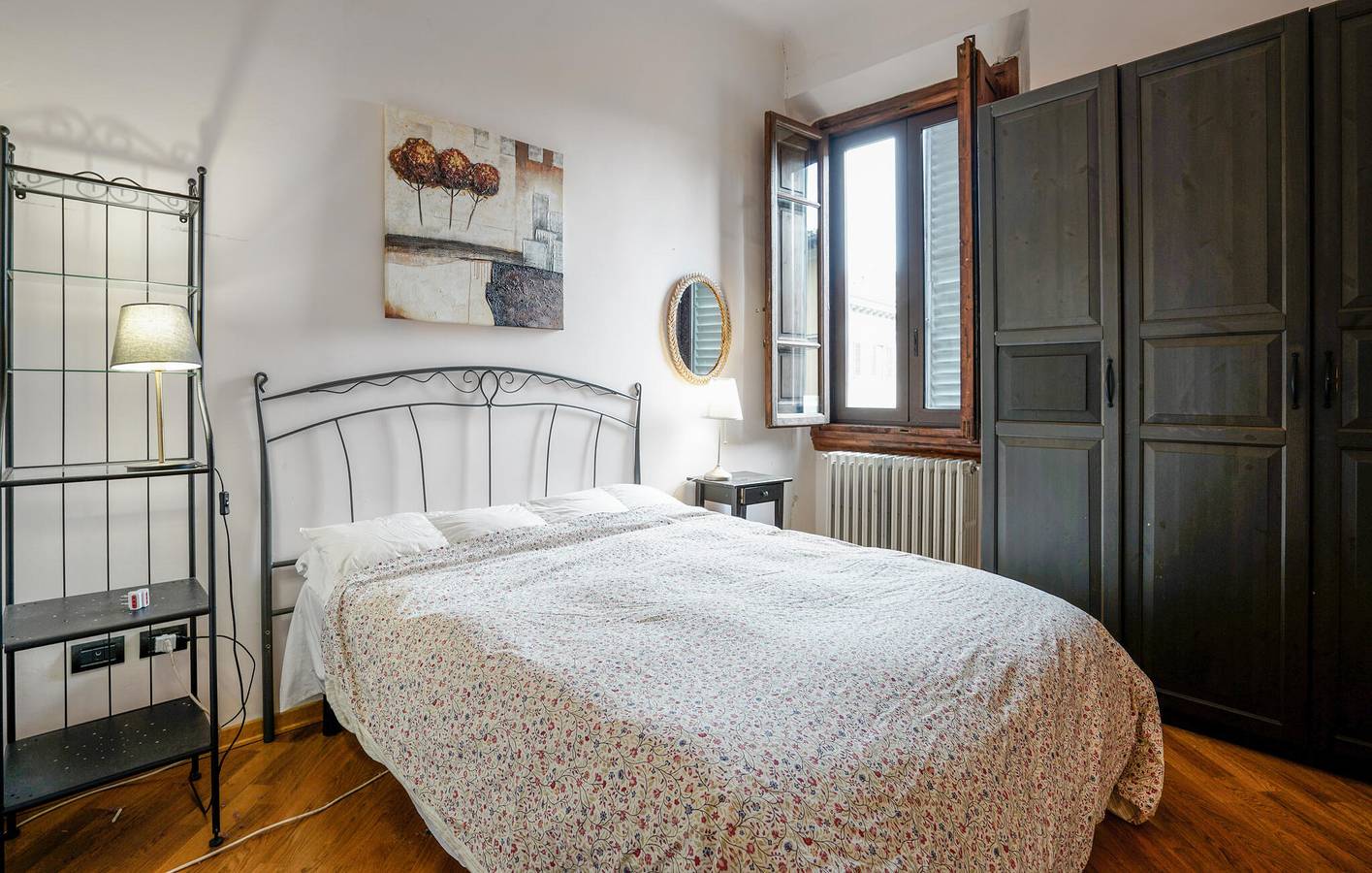 Apartamento de férias inteiro, Apartamento de charme em Florença, perto do centro da cidade e da adega in Florence city center, Florença
