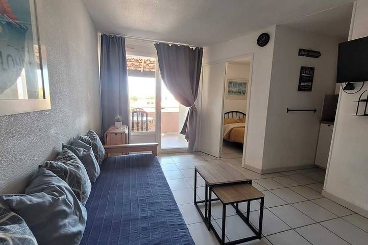 Gîte pour 6 personnes, avec balcon dans Plage Miramar - 4