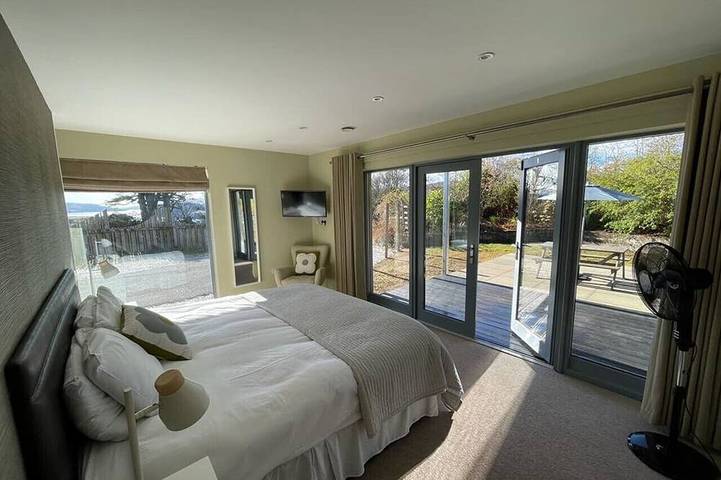 Carnanamish a Luxurious Cottage in Tobermory in Tobermory, Argyll & Bute